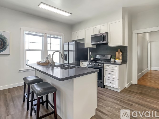 Source URL: https://prod-avail.s3.amazonaws.com/public_images/32629942/listing/312-314_Hanover-47.jpg