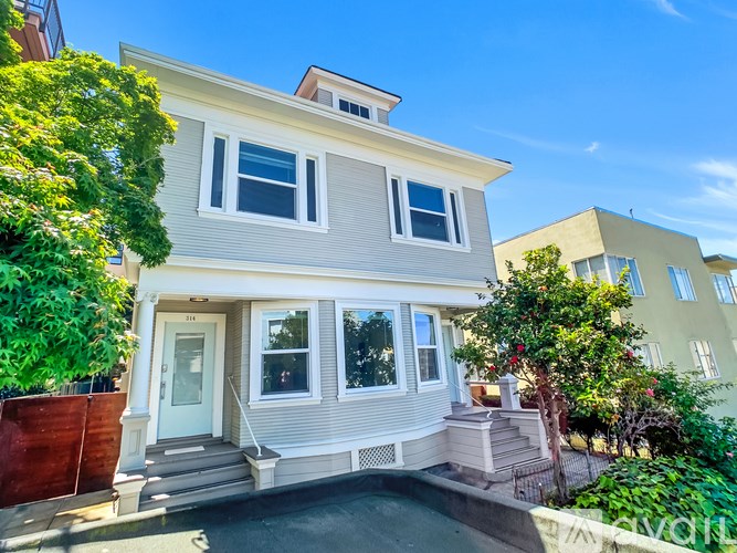 Source URL: https://prod-avail.s3.amazonaws.com/public_images/32630039/listing/312-314_Hanover-03.jpg