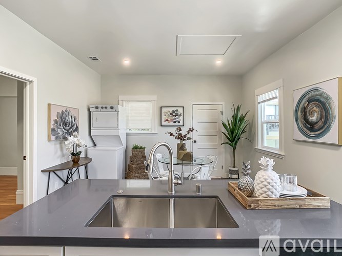 Source URL: https://prod-avail.s3.amazonaws.com/public_images/32629947/listing/312-314_Hanover-44.jpg