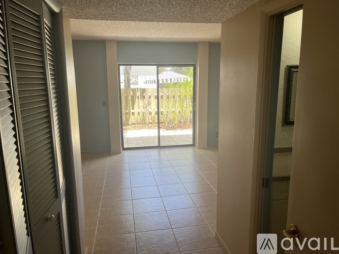 Source URL: https://prod-avail.s3.amazonaws.com/public_images/33156501/listing/1CD63644-949C-4111-BF04-B7B6E0F6A316.jpeg