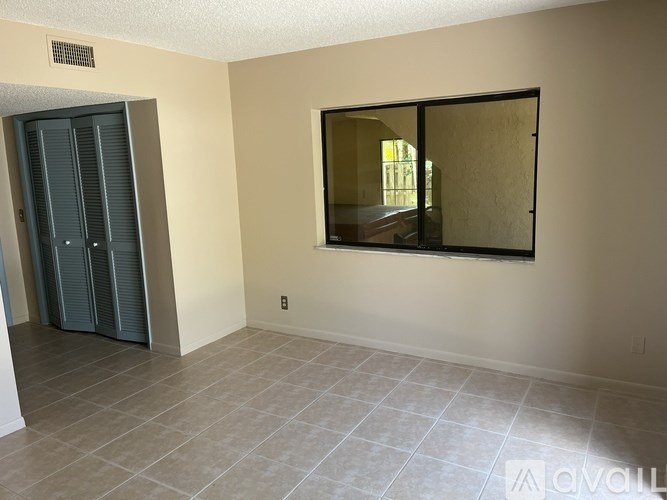 Source URL: https://prod-avail.s3.amazonaws.com/public_images/33156497/listing/9D422CDF-02D0-4A26-86E3-C675AAEBAF81.jpeg