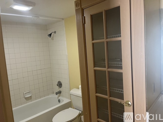 Source URL: https://prod-avail.s3.amazonaws.com/public_images/33156499/listing/3108687C-FD44-41F0-8EFE-39F4D96118EF.jpeg