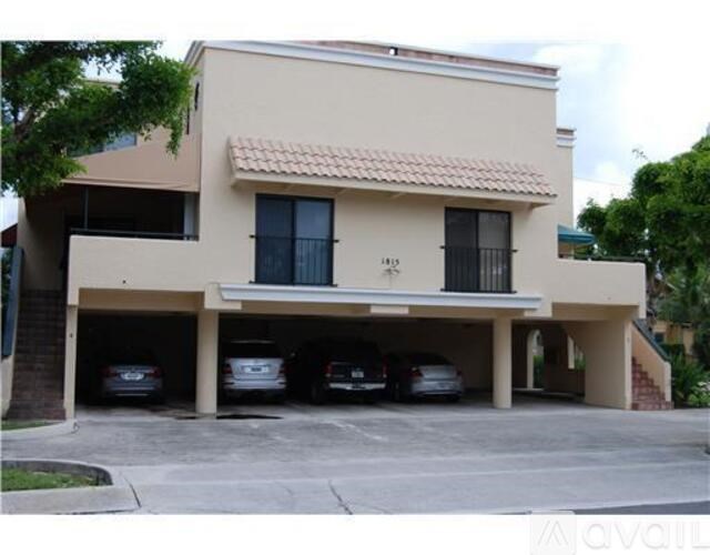 Source URL: https://prod-avail.s3.amazonaws.com/public_images/33156610/listing/D0034C2D-4556-4229-A333-620F33F826FE.jpeg