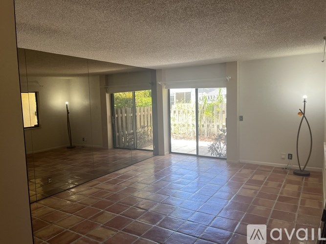 Source URL: https://prod-avail.s3.amazonaws.com/public_images/33156458/listing/4CC8C3D8-7566-459D-977F-D86E6C5D370C.jpeg