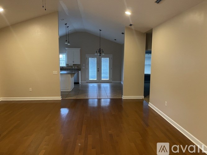 Source URL: https://prod-avail.s3.amazonaws.com/public_images/35492414/listing/IMG_6481.jpeg