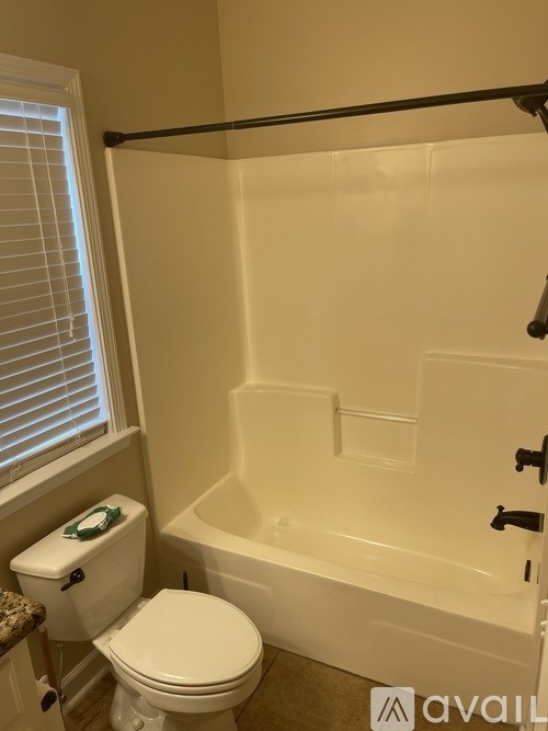 Source URL: https://prod-avail.s3.amazonaws.com/public_images/35492413/listing/IMG_6447.jpeg