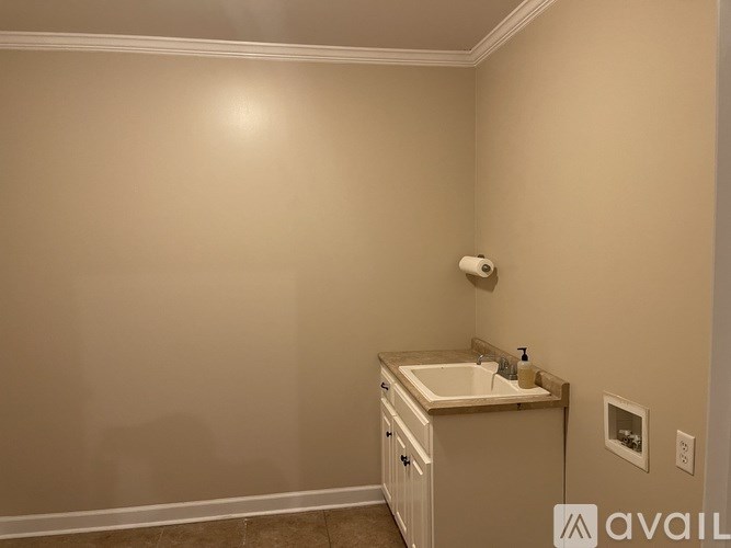 Source URL: https://prod-avail.s3.amazonaws.com/public_images/35492411/listing/IMG_6482.jpeg