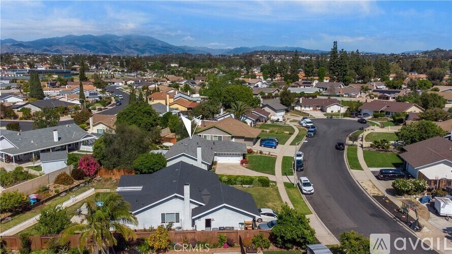 Source URL: https://prod-avail.s3.amazonaws.com/public_images/34145082/listing/OC22081275_39_0.jpg