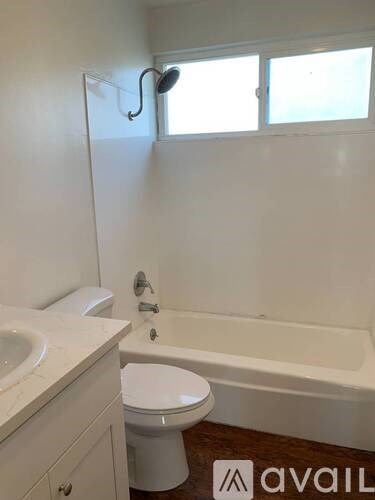 Source URL: https://prod-avail.s3.amazonaws.com/public_images/35846705/listing/l.jpeg