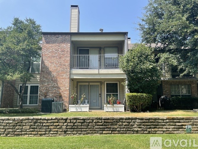 Source URL: https://prod-avail.s3.amazonaws.com/public_images/36269806/listing/IMG_6066.jpeg