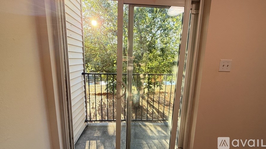 Source URL: https://prod-avail.s3.amazonaws.com/public_images/41506029/listing/IMG_6550.jpeg