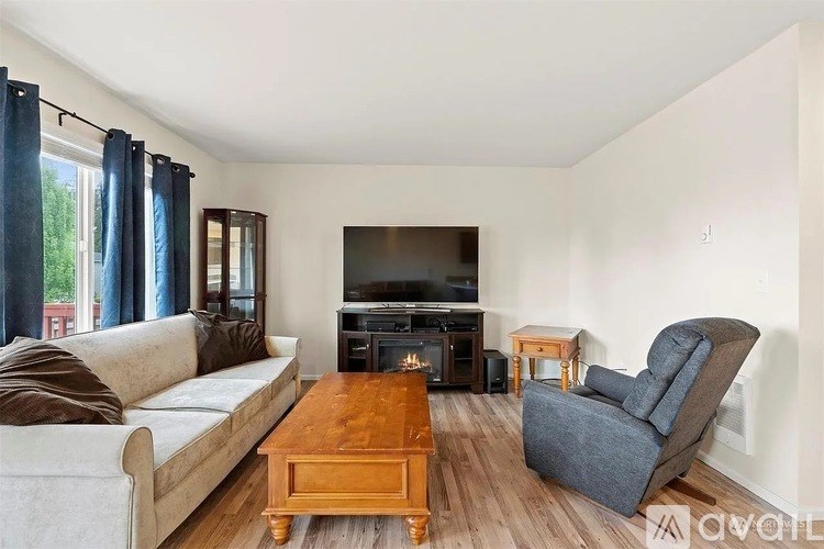 Source URL: https://prod-avail.s3.amazonaws.com/public_images/41513757/listing/tempImagepYKTHs.jpg