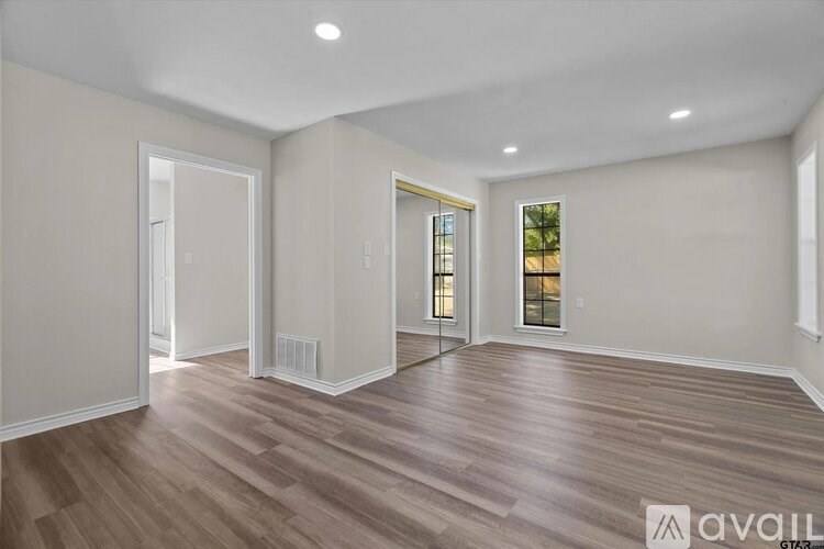 Source URL: https://prod-avail.s3.amazonaws.com/public_images/36509550/listing/ezgif-3-4f5fb52644.jpeg