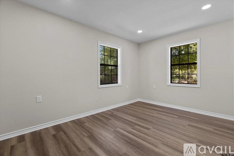 Source URL: https://prod-avail.s3.amazonaws.com/public_images/36499906/listing/ezgif.com-webp-to-jpg.jpg