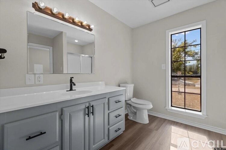 Source URL: https://prod-avail.s3.amazonaws.com/public_images/36499910/listing/ezgif.com-webp-to-jpg_(4).jpg