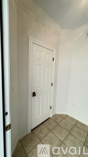 Source URL: https://prod-avail.s3.amazonaws.com/public_images/41493896/listing/03.jpg