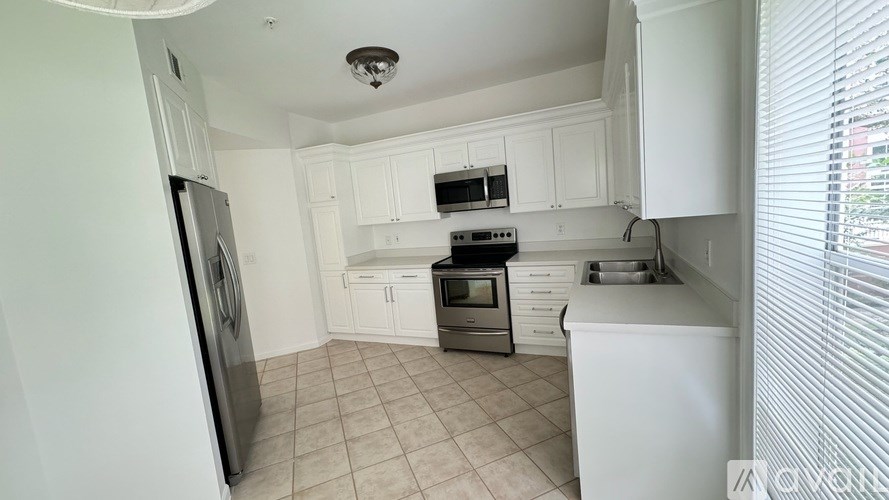 Source URL: https://prod-avail.s3.amazonaws.com/public_images/41493934/listing/35.jpg