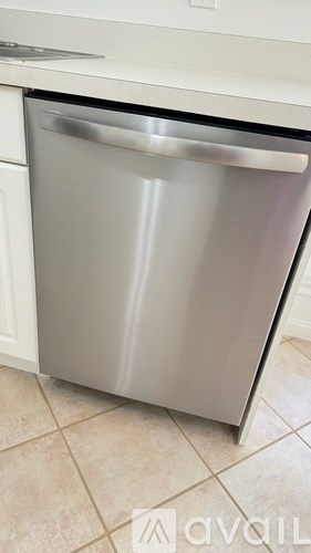 Source URL: https://prod-avail.s3.amazonaws.com/public_images/41493938/listing/32.jpg