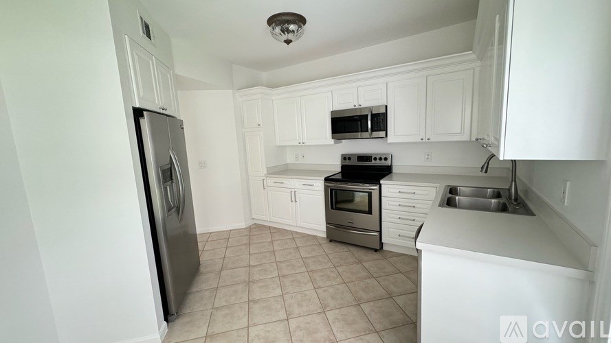 Source URL: https://prod-avail.s3.amazonaws.com/public_images/41493939/listing/26.jpg