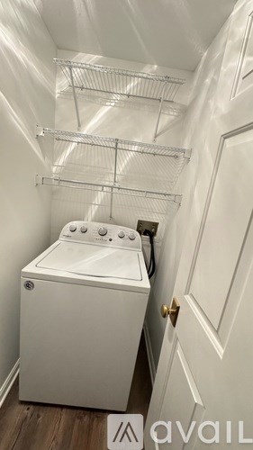 Source URL: https://prod-avail.s3.amazonaws.com/public_images/41493953/listing/41.jpg