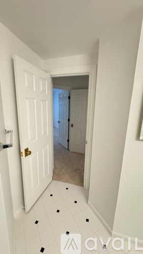 Source URL: https://prod-avail.s3.amazonaws.com/public_images/41493950/listing/57.jpg