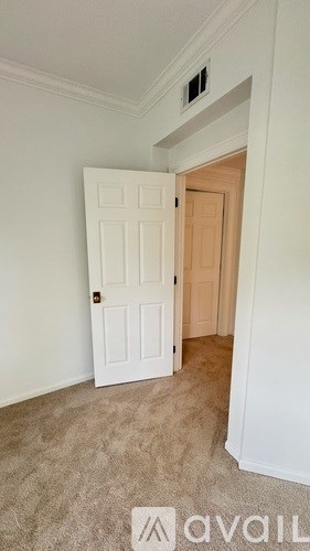 Source URL: https://prod-avail.s3.amazonaws.com/public_images/41493971/listing/62.jpg