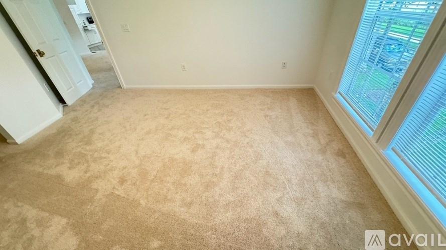 Source URL: https://prod-avail.s3.amazonaws.com/public_images/41493978/listing/65.jpg