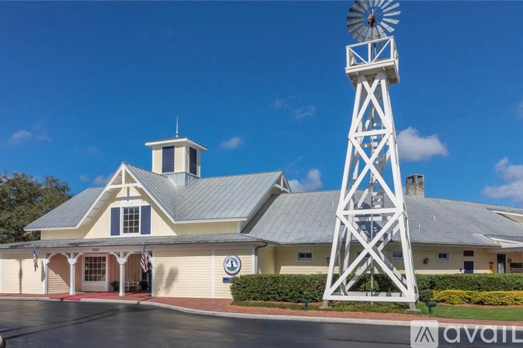 Source URL: https://prod-avail.s3.amazonaws.com/public_images/41487231/listing/01ddd7de7a3bbf97589341ff7efd7924f9c21f445f.jpg