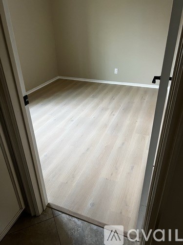 Source URL: https://prod-avail.s3.amazonaws.com/public_images/36888501/listing/IMG_9173.jpeg