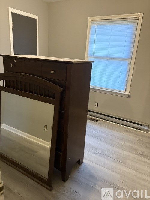 Source URL: https://prod-avail.s3.amazonaws.com/public_images/41499227/listing/IMG_0138.jpeg