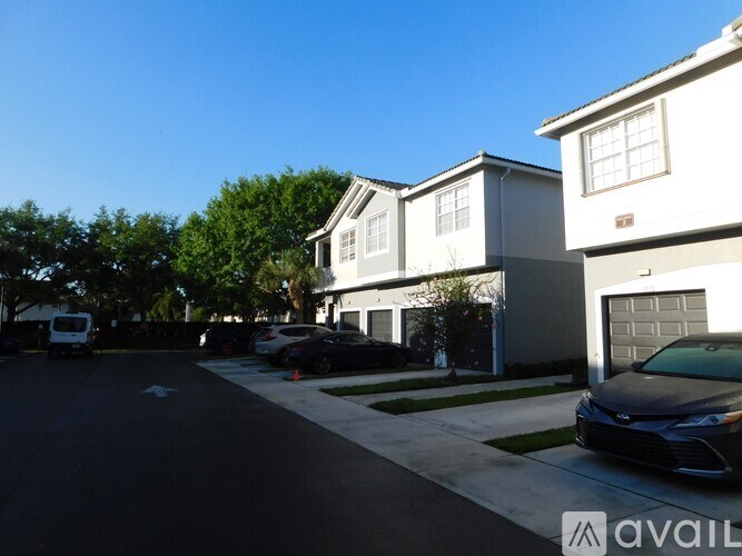 Source URL: https://prod-avail.s3.amazonaws.com/public_images/37577487/listing/Exterior_Front1.jpg