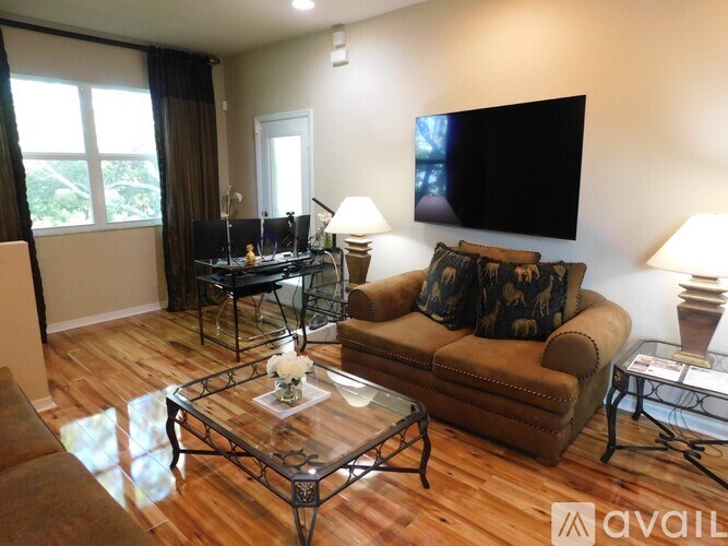 Source URL: https://prod-avail.s3.amazonaws.com/public_images/37577498/listing/Living_Room_2.jpg