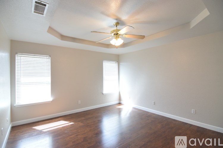 Source URL: https://prod-avail.s3.amazonaws.com/public_images/37492434/listing/10.png