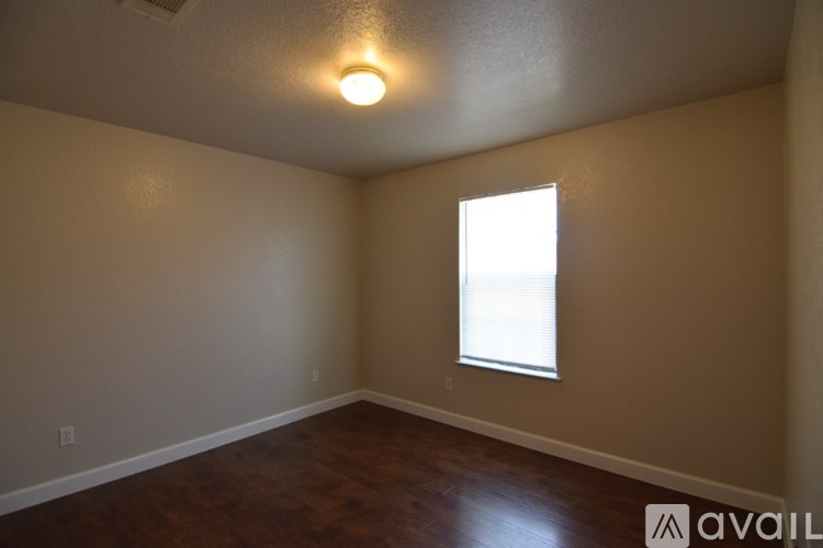 Source URL: https://prod-avail.s3.amazonaws.com/public_images/37492435/listing/14.png