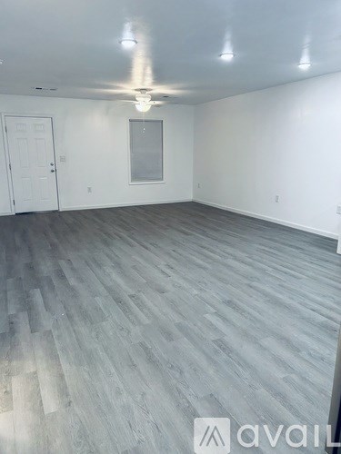 Source URL: https://prod-avail.s3.amazonaws.com/public_images/38515524/listing/IMG_3627.jpeg