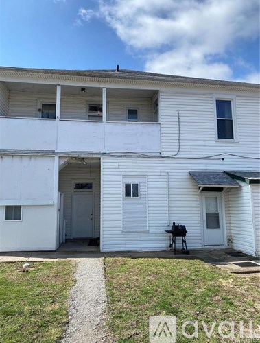 Source URL: https://prod-avail.s3.amazonaws.com/public_images/41506054/listing/IMG_2154.jpeg