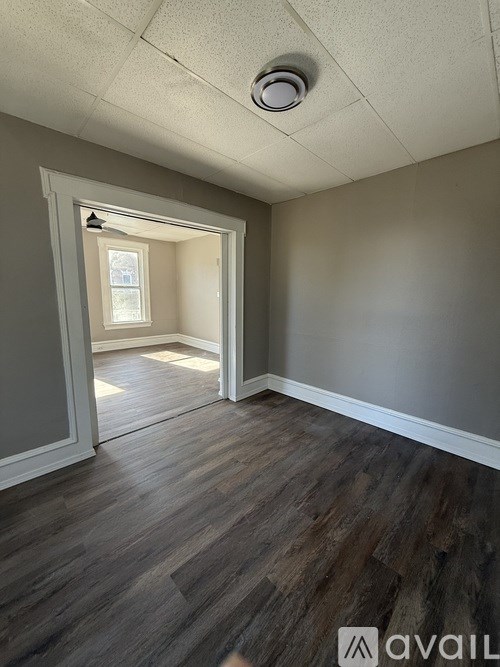 Source URL: https://prod-avail.s3.amazonaws.com/public_images/41506061/listing/IMG_2143.jpeg