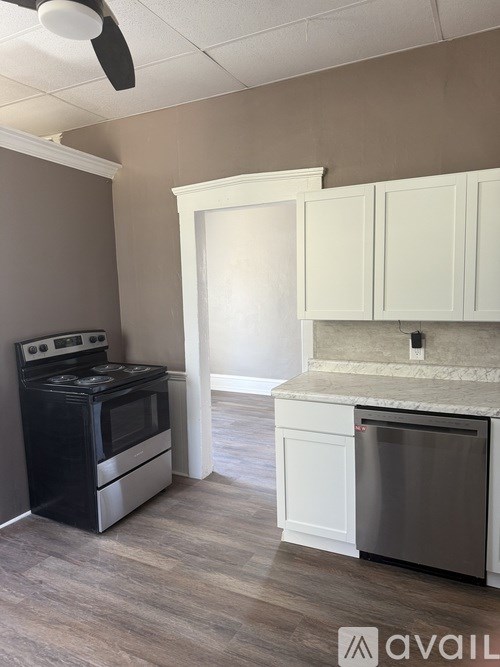 Source URL: https://prod-avail.s3.amazonaws.com/public_images/41506062/listing/IMG_2139.jpeg