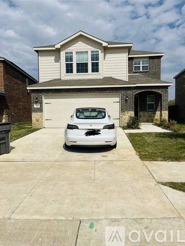 Source URL: https://prod-avail.s3.amazonaws.com/public_images/39047884/listing/IMG_4990.jpeg