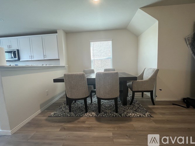 Source URL: https://prod-avail.s3.amazonaws.com/public_images/39047889/listing/IMG_4969.jpeg