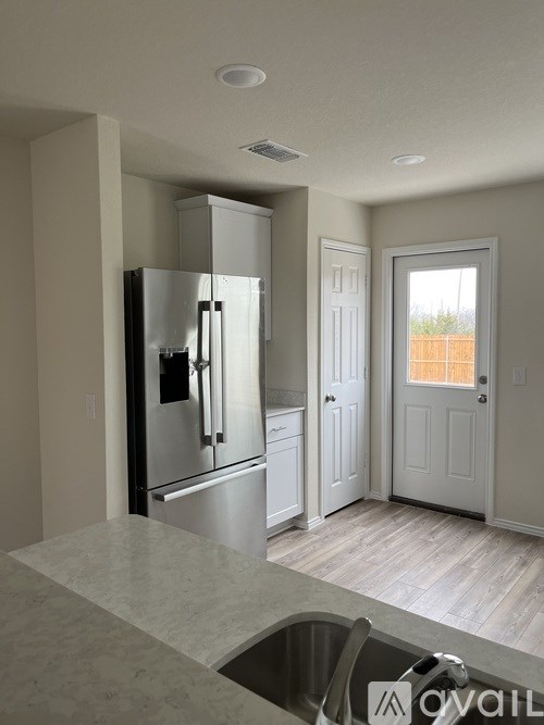 Source URL: https://prod-avail.s3.amazonaws.com/public_images/39047886/listing/IMG_4470.jpeg