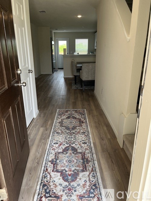 Source URL: https://prod-avail.s3.amazonaws.com/public_images/39047888/listing/IMG_4994.jpeg