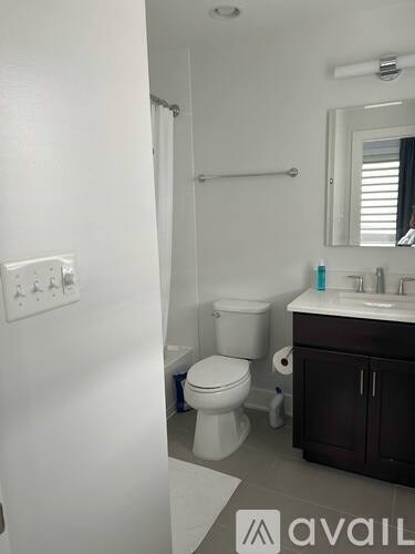 Source URL: https://prod-avail.s3.amazonaws.com/public_images/38923442/listing/Toilet_small.jpg