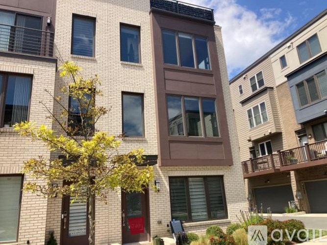 Source URL: https://prod-avail.s3.amazonaws.com/public_images/38923445/listing/Front_without_number.png