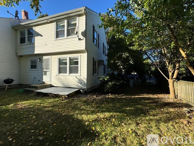 Source URL: https://prod-avail.s3.amazonaws.com/public_images/39105648/listing/16.jpg