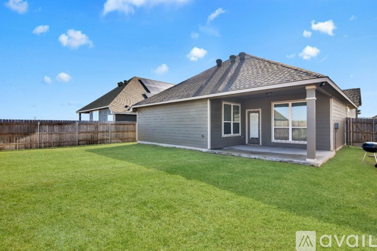 Source URL: https://prod-avail.s3.amazonaws.com/public_images/41507852/listing/19.png