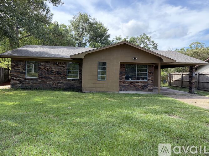 12311 Dedeaux Rd 3 Beds Single Family Home for Rent - Photo gallery 2