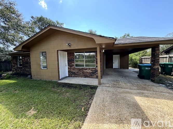 Source URL: https://prod-avail.s3.amazonaws.com/public_images/39010131/listing/2024-09-23_11-59-26_374.jpg