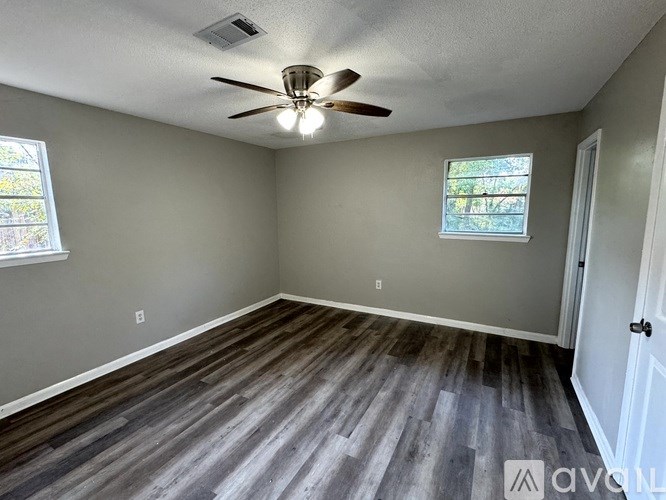 Source URL: https://prod-avail.s3.amazonaws.com/public_images/39010133/listing/2024-09-18_08-51-17_071.jpg