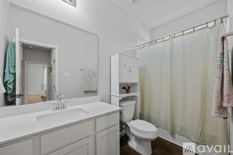 Source URL: https://prod-avail.s3.amazonaws.com/public_images/38977418/listing/2003368157287.jpg